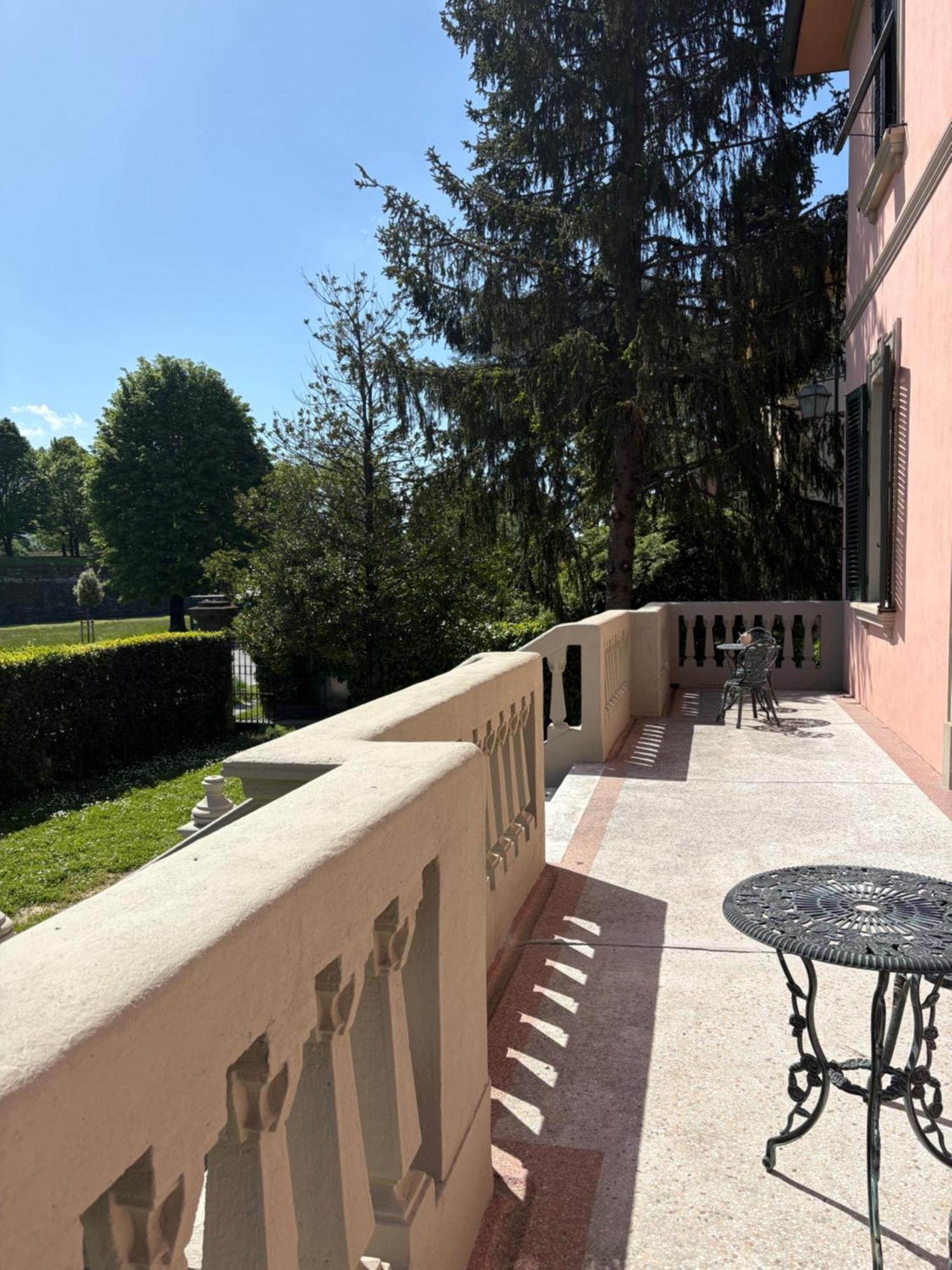 לוקה Villa Agnese B&B מראה חיצוני תמונה