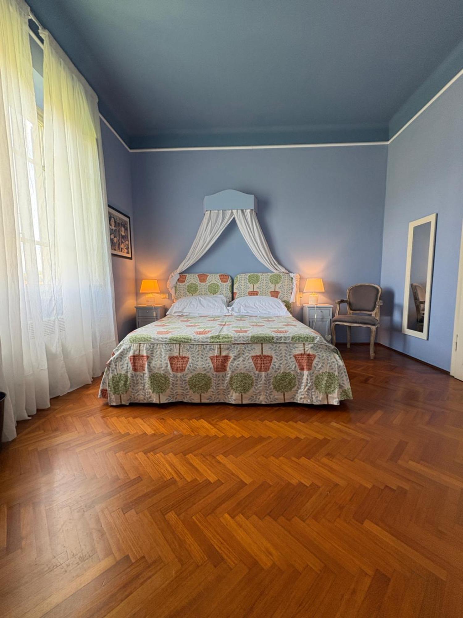 לוקה Villa Agnese B&B מראה חיצוני תמונה