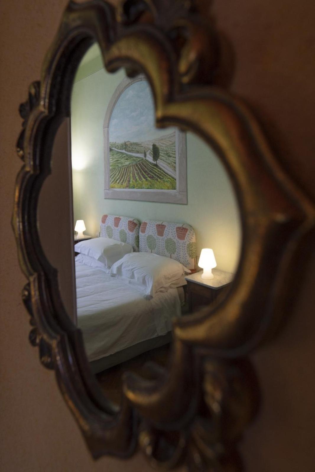 לוקה Villa Agnese B&B מראה חיצוני תמונה